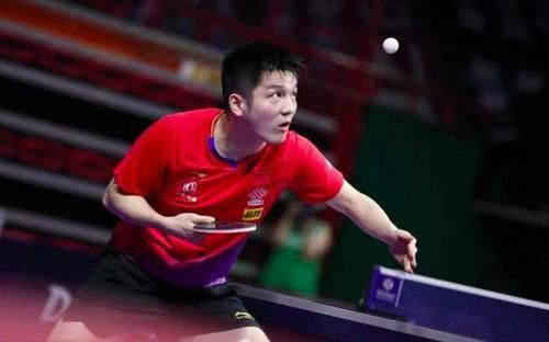 但阿扎尔自 但阿扎尔自