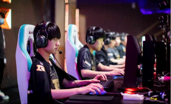 捐赠电竞设 捐赠电竞设