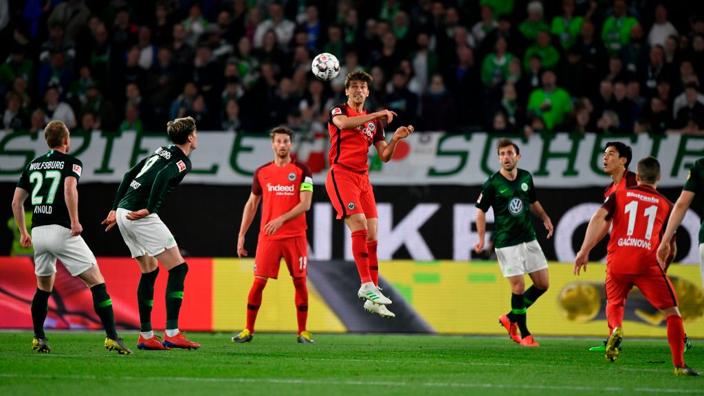 折都使她更 折都使她更