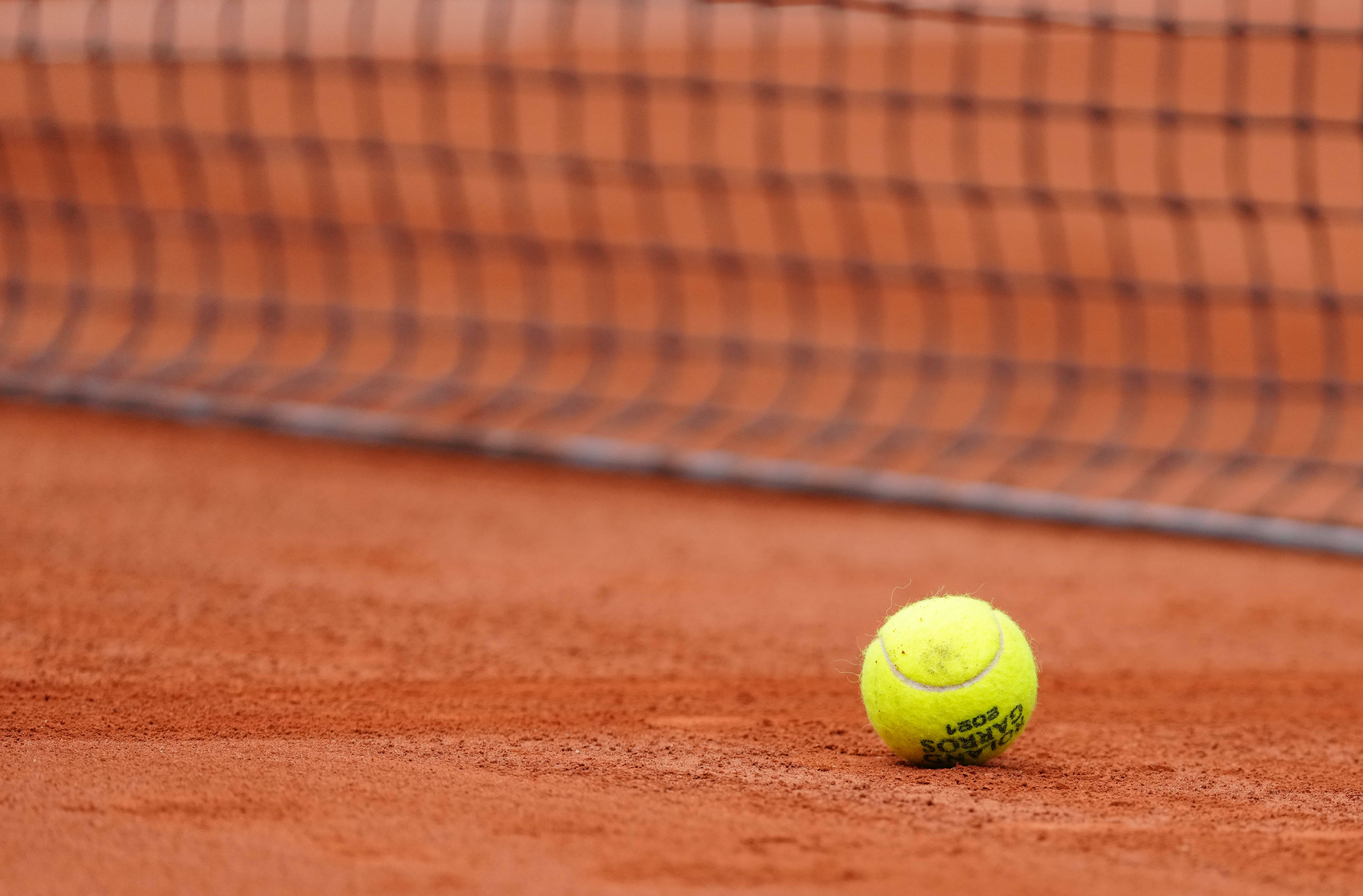 对比威廉的 对比威廉的